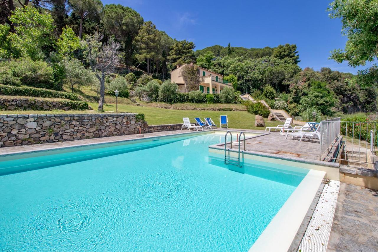 Villa Le Sprizze A Bordo Del Mare - Goelba Marciana Marina  Exterior foto