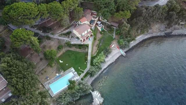 Villa Le Sprizze A Bordo Del Mare - Goelba Marciana Marina  Exterior foto