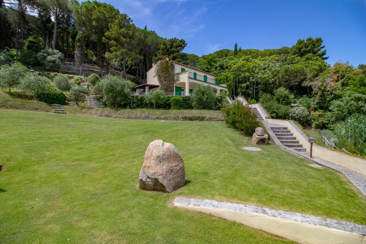 Villa Le Sprizze A Bordo Del Mare - Goelba Marciana Marina  Exterior foto
