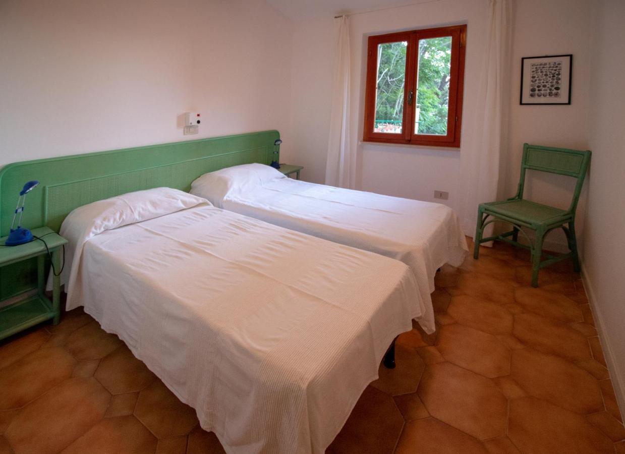 Villa Le Sprizze A Bordo Del Mare - Goelba Marciana Marina  Exterior foto