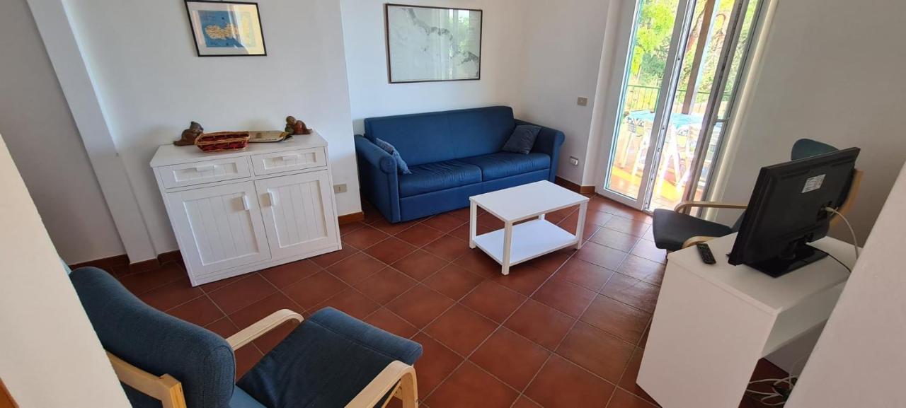 Villa Le Sprizze A Bordo Del Mare - Goelba Marciana Marina  Exterior foto