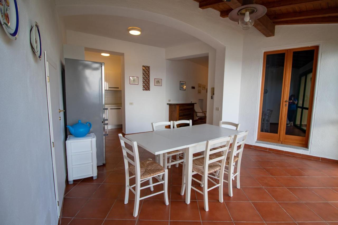 Villa Le Sprizze A Bordo Del Mare - Goelba Marciana Marina  Exterior foto
