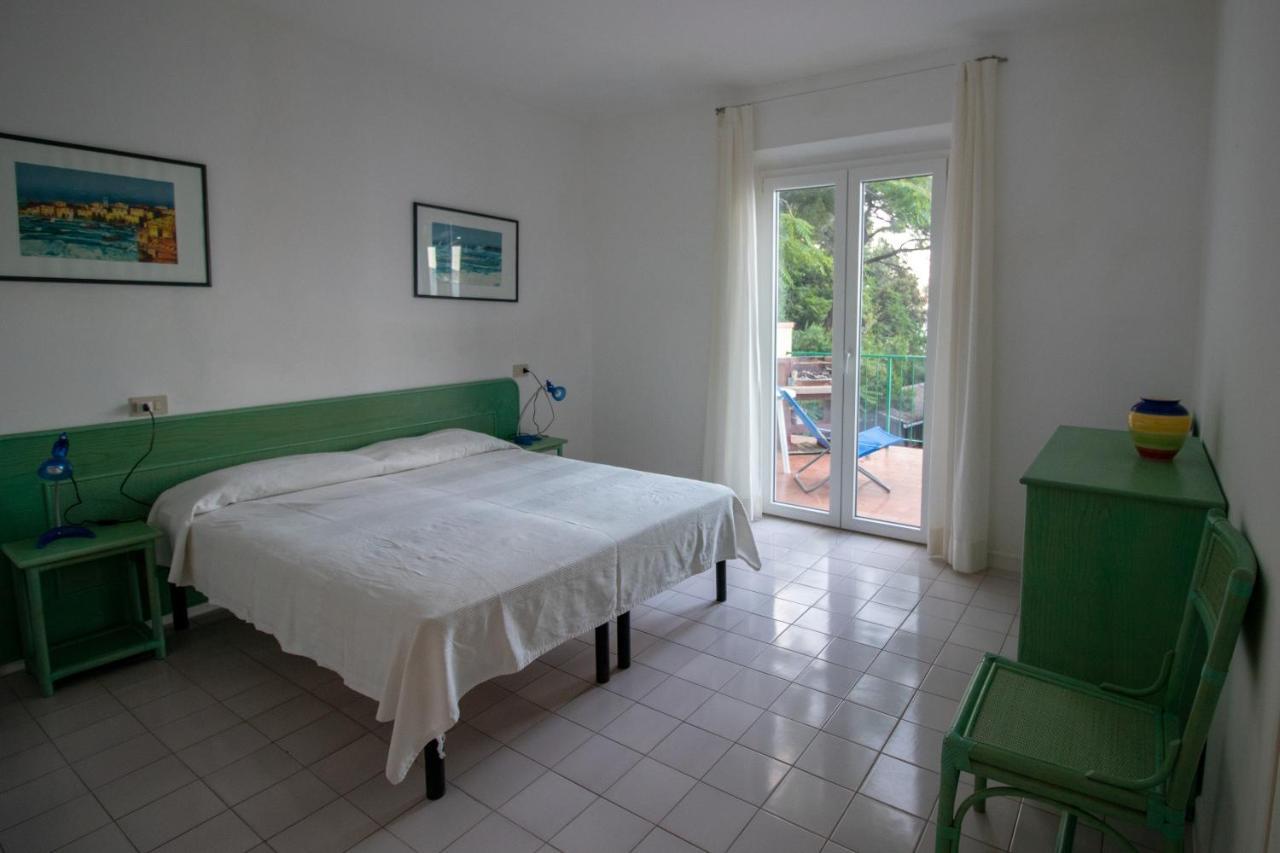 Villa Le Sprizze A Bordo Del Mare - Goelba Marciana Marina  Exterior foto