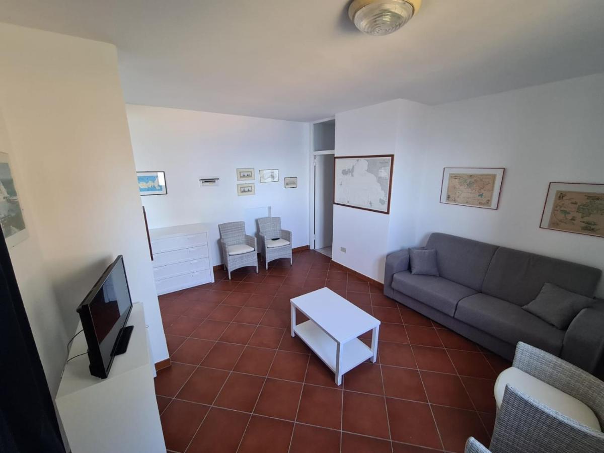 Villa Le Sprizze A Bordo Del Mare - Goelba Marciana Marina  Exterior foto